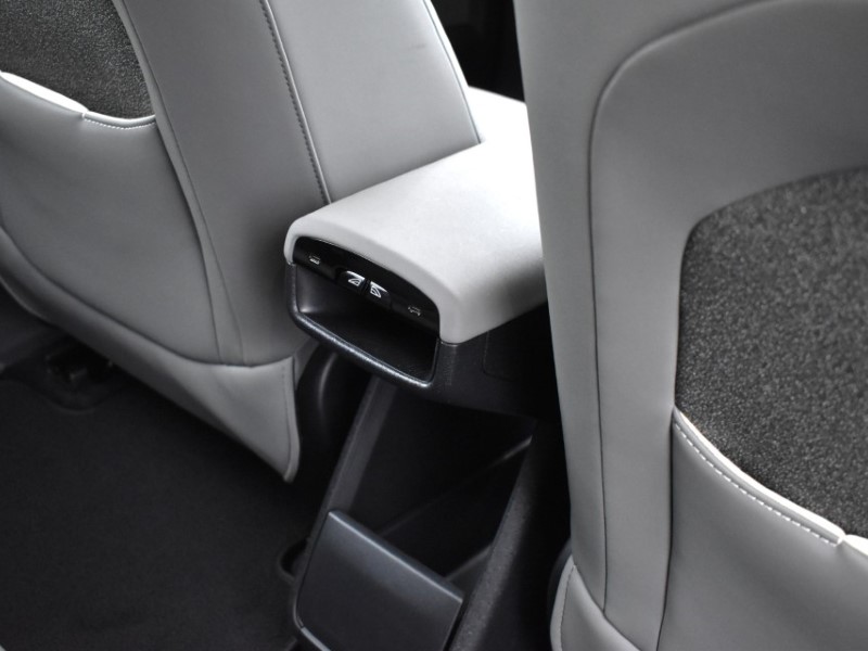 2024 (24) VOLVO EX30 200kW Single Motor Plus 51kWh 5dr Auto 4879178