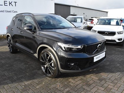 2024 (74) VOLVO XC40 2.0 B3P Ultra Dark 5dr Auto