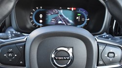 2021 (71) VOLVO XC60 2.0 T6 RC PHEV Inscription Expression 5dr AWD Auto 4918235