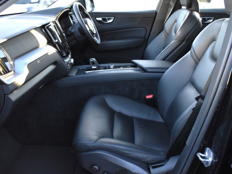 2021 (71) VOLVO XC60 2.0 T6 RC PHEV Inscription Expression 5dr AWD Auto 4918256