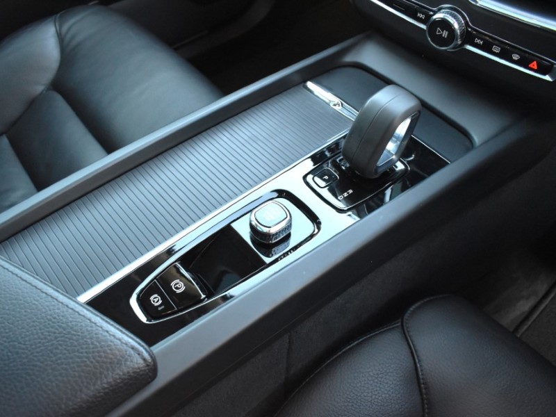 2021 (71) VOLVO XC60 2.0 T6 RC PHEV Inscription Expression 5dr AWD Auto 4918247