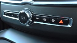 2021 (71) VOLVO XC60 2.0 T6 RC PHEV Inscription Expression 5dr AWD Auto 4918237