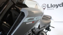 Honda CB125R 5925000