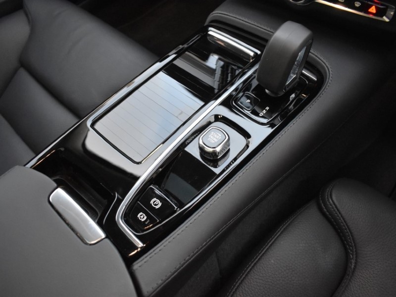 2024 (74) VOLVO V90 2.0 T8 [455] PHEV Ultra Dark 5dr AWD Auto 4895717