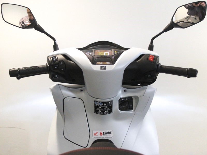  Honda SH350i 5907836
