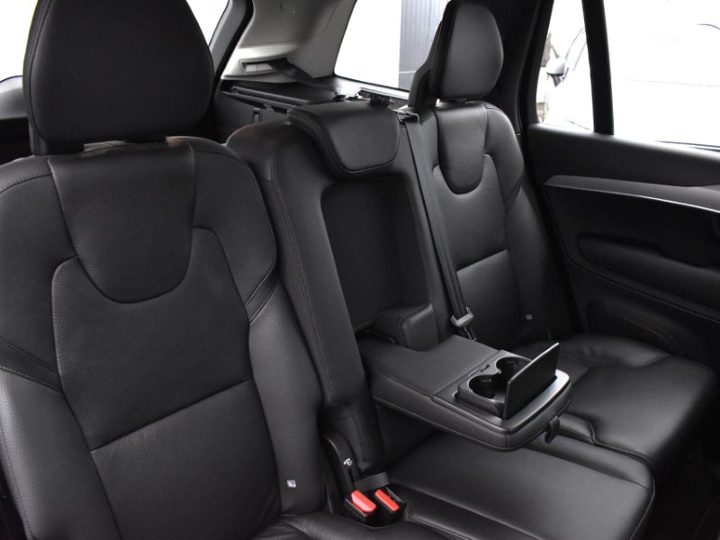 2022 (22) VOLVO XC90 2.0 B5D [235] Momentum 5dr AWD Geartronic 4887338