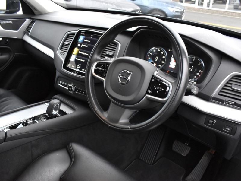 2022 (22) VOLVO XC90 2.0 B5D [235] Momentum 5dr AWD Geartronic 4887334