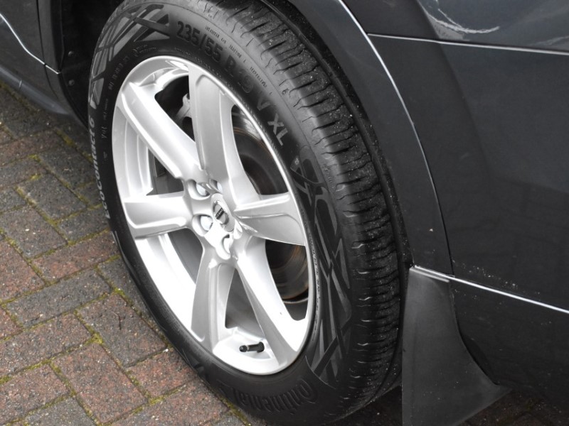 2022 (22) VOLVO XC90 2.0 B5D [235] Momentum 5dr AWD Geartronic 4887358