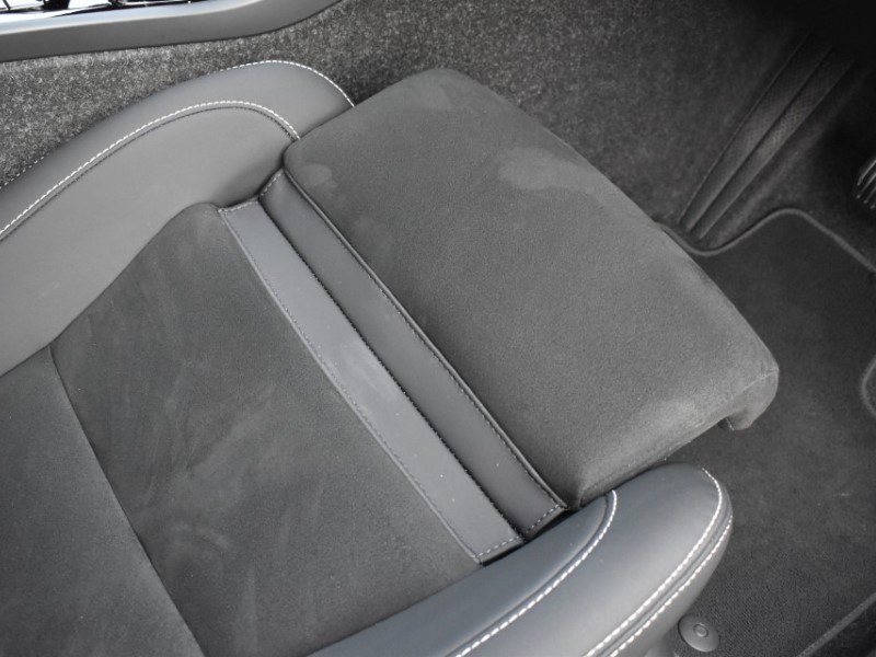 2025 (25) VOLVO XC40 2.0 B4P Plus Dark 5dr Auto 4971335