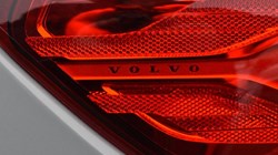 2025 (25) VOLVO XC40 2.0 B4P Plus Dark 5dr Auto 4971424