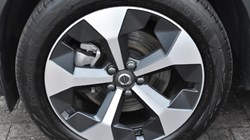 2025 (25) VOLVO XC40 2.0 B4P Plus Dark 5dr Auto 4971420