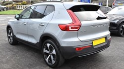 2025 (25) VOLVO XC40 2.0 B4P Plus Dark 5dr Auto 4971316