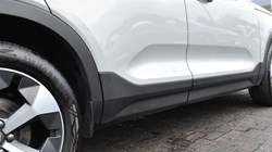 2025 (25) VOLVO XC40 2.0 B4P Plus Dark 5dr Auto 4971428