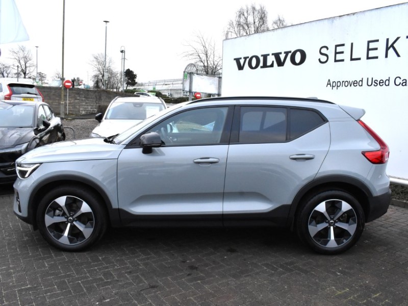 2025 (25) VOLVO XC40 2.0 B4P Plus Dark 5dr Auto 4971319