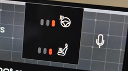 2025 (25) VOLVO XC40 2.0 B4P Plus Dark 5dr Auto 4971328