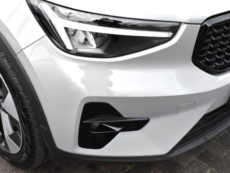 2025 (25) VOLVO XC40 2.0 B4P Plus Dark 5dr Auto 4971430