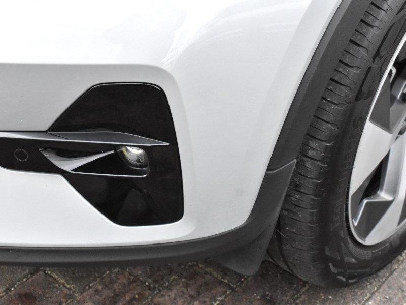 2025 (25) VOLVO XC40 2.0 B4P Plus Dark 5dr Auto 4971433