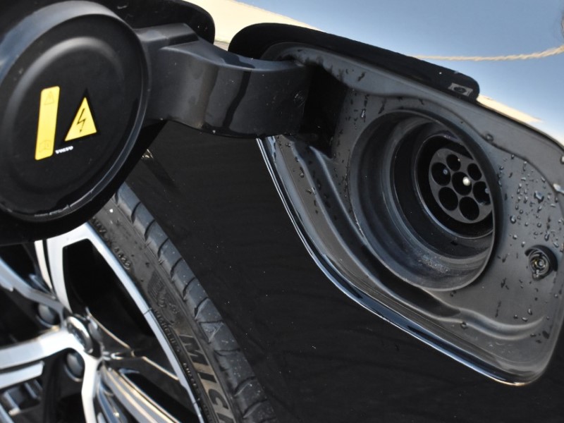 2023 (23) VOLVO V60 2.0 T6 [350] RC PHEV Ultimate Dark 5dr AWD Auto 4941282