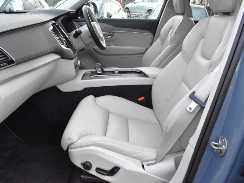 2022 (72) VOLVO XC90 2.0 B5D [235] Plus Dark 5dr AWD Geartronic 4945200