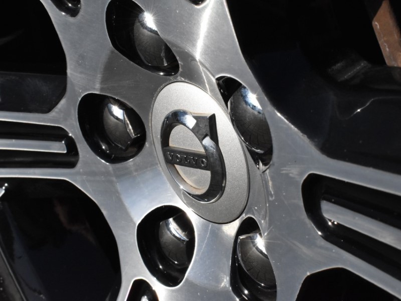 2019 (69) VOLVO XC40 2.0 T4 Inscription 5dr AWD Geartronic 4997832