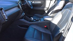 2019 (69) VOLVO XC40 2.0 T4 Inscription 5dr AWD Geartronic 4997814