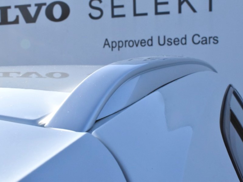 2019 (69) VOLVO XC40 2.0 T4 Inscription 5dr AWD Geartronic 4997829