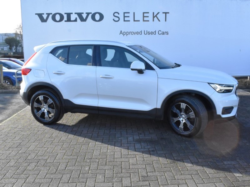 2019 (69) VOLVO XC40 2.0 T4 Inscription 5dr AWD Geartronic 4997788