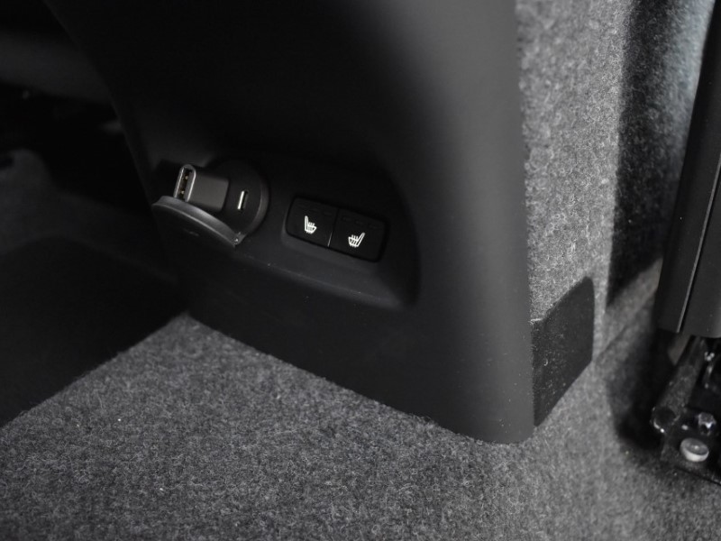 2024 (74) VOLVO XC40 2.0 B3P Plus Dark 5dr Auto 4969486