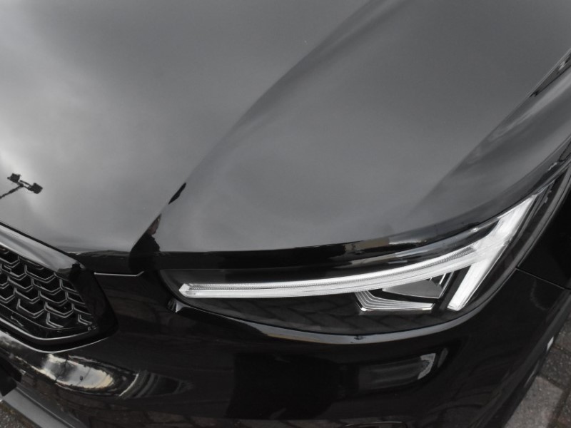 2024 (74) VOLVO XC40 2.0 B3P Plus Dark 5dr Auto 4969513