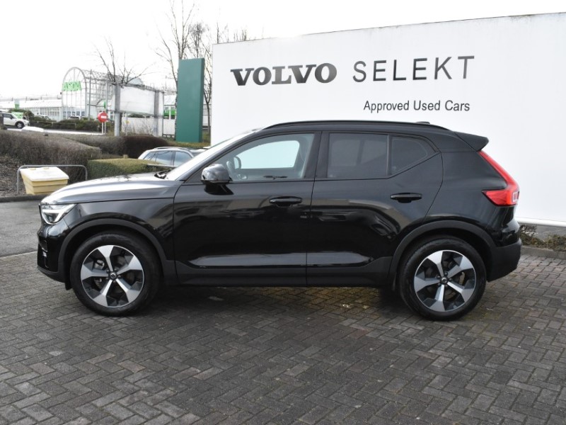 2024 (74) VOLVO XC40 2.0 B3P Plus Dark 5dr Auto 4969463
