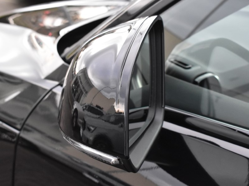 2024 (74) VOLVO XC40 2.0 B3P Plus Dark 5dr Auto 4969502