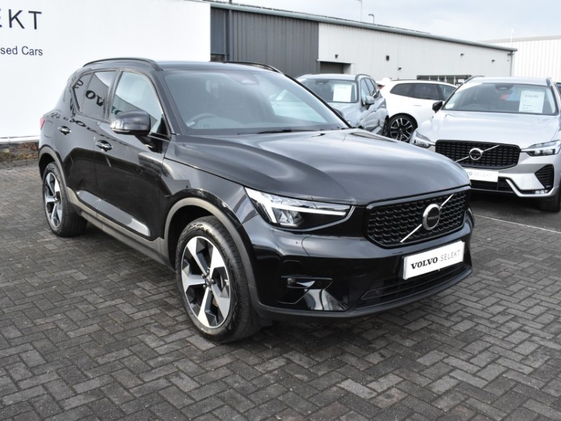 2024 (74) VOLVO XC40 2.0 B3P Plus Dark 5dr Auto