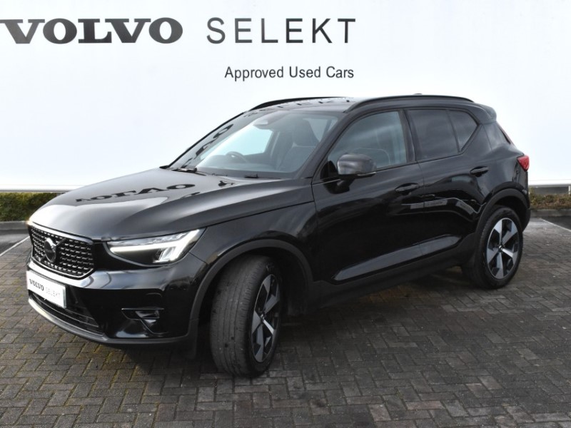 2024 (74) VOLVO XC40 2.0 B3P Plus Dark 5dr Auto 4969464
