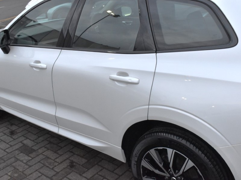 2025 (74) VOLVO XC60 2.0 B5P Plus Dark 5dr AWD Geartronic 4986003