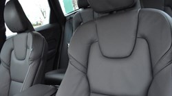 2025 (74) VOLVO XC60 2.0 B5P Plus Dark 5dr AWD Geartronic 4985989