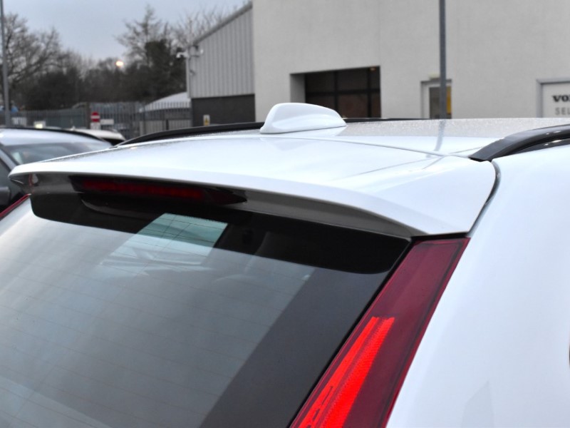 2025 (74) VOLVO XC60 2.0 B5P Plus Dark 5dr AWD Geartronic 4986004