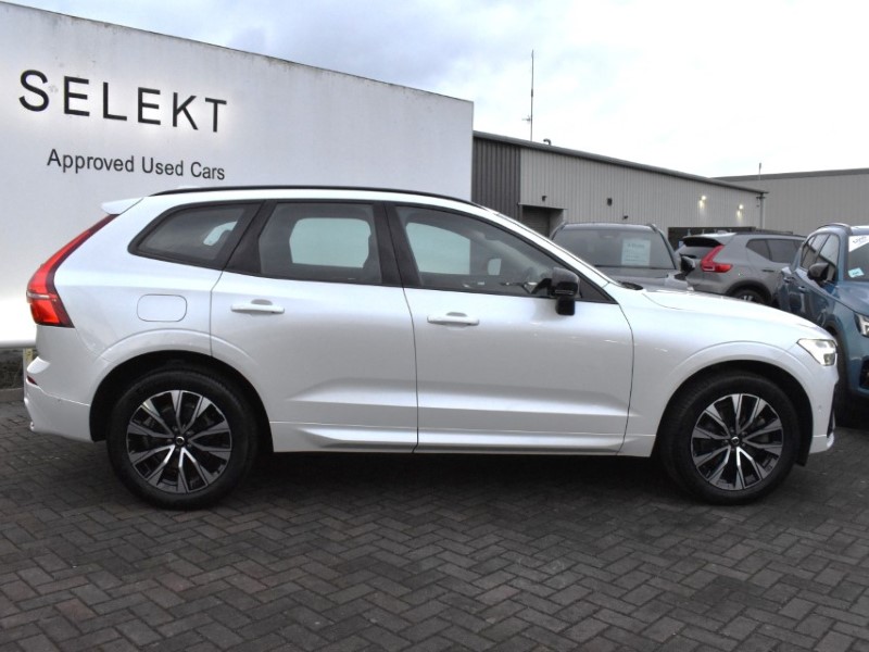 2025 (74) VOLVO XC60 2.0 B5P Plus Dark 5dr AWD Geartronic 4985958