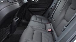 2025 (74) VOLVO XC60 2.0 B5P Plus Dark 5dr AWD Geartronic 4985991