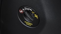 2025 (74) VOLVO XC60 2.0 B5P Plus Dark 5dr AWD Geartronic 4985986