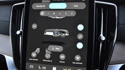 2025 (25) VOLVO XC90 2.0 B5P Plus Dark 5dr AWD Geartronic 4995666