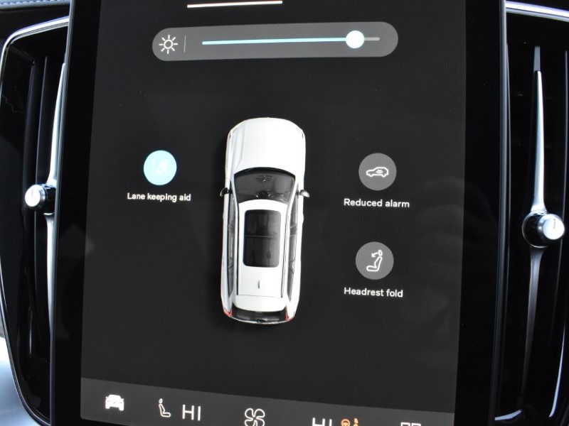 2025 (25) VOLVO XC90 2.0 B5P Plus Dark 5dr AWD Geartronic 4995668