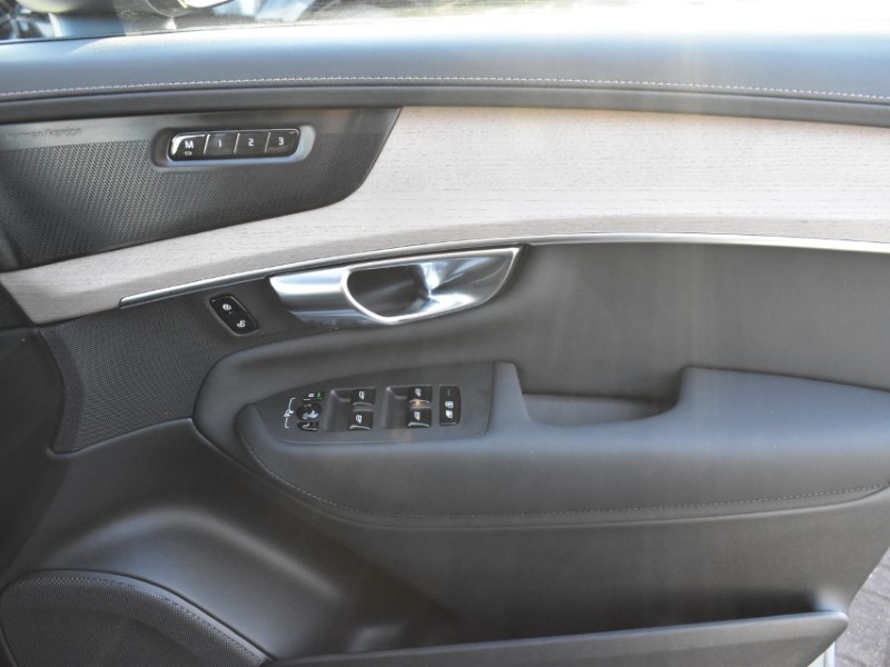 2025 (25) VOLVO XC90 2.0 B5P Plus Dark 5dr AWD Geartronic 4995676