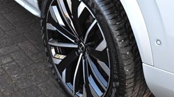 2025 (25) VOLVO XC90 2.0 B5P Plus Dark 5dr AWD Geartronic 4995707