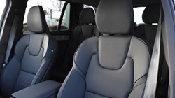 2025 (25) VOLVO XC90 2.0 B5P Plus Dark 5dr AWD Geartronic 4995690