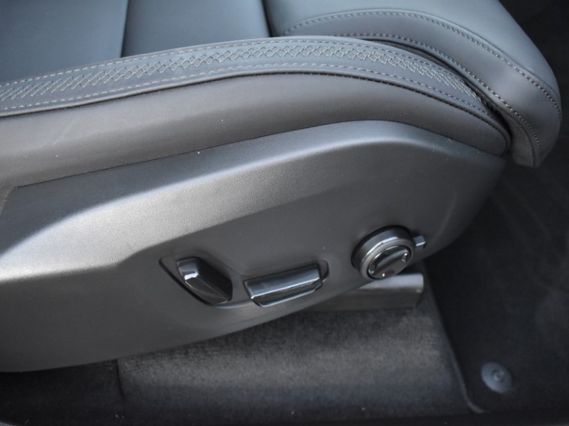 2025 (25) VOLVO XC90 2.0 B5P Plus Dark 5dr AWD Geartronic 4995679