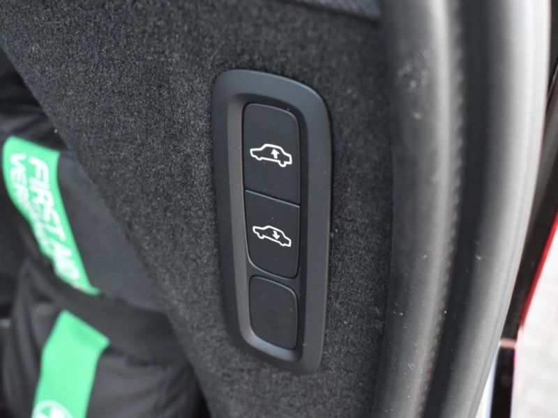 2025 (25) VOLVO XC90 2.0 B5P Plus Dark 5dr AWD Geartronic 4995700