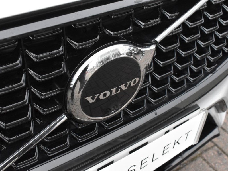 2025 (25) VOLVO XC60 2.0 T8 [455] PHEV Ultra Dark 5dr AWD Geartronic 4990190