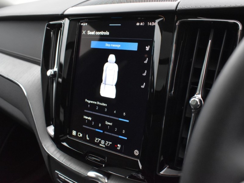 2025 (25) VOLVO XC60 2.0 T8 [455] PHEV Ultra Dark 5dr AWD Geartronic 4990151