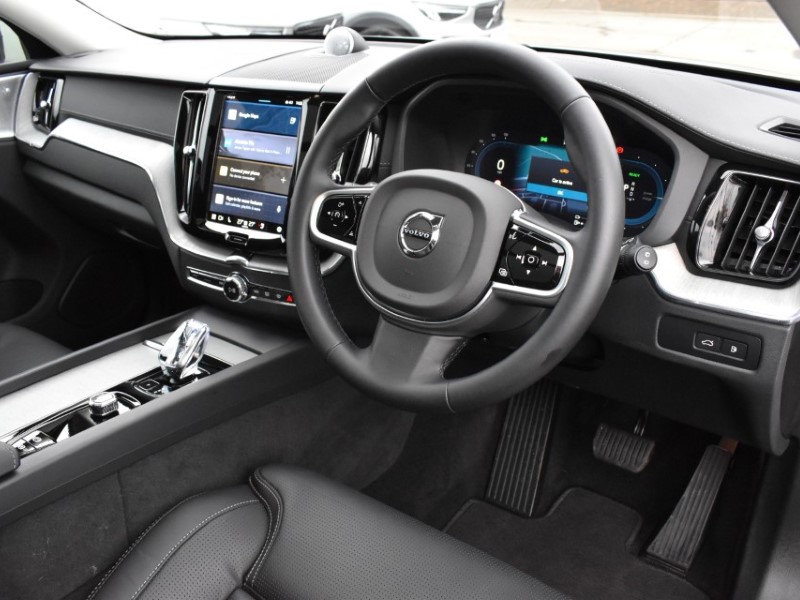 2025 (25) VOLVO XC60 2.0 T8 [455] PHEV Ultra Dark 5dr AWD Geartronic 4990153