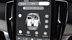 2025 (25) VOLVO XC90 2.0 B5P Plus Dark 5dr AWD Geartronic 4993651